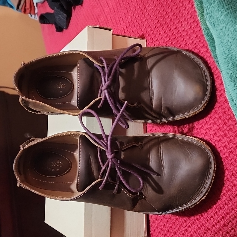 Clarks - Picture 6 of 9